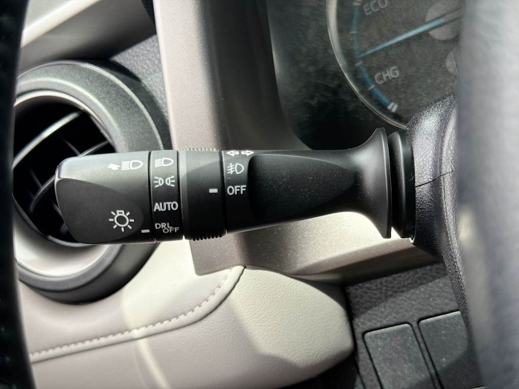 Thumbnail: 2017 Toyota RAV4 - 34