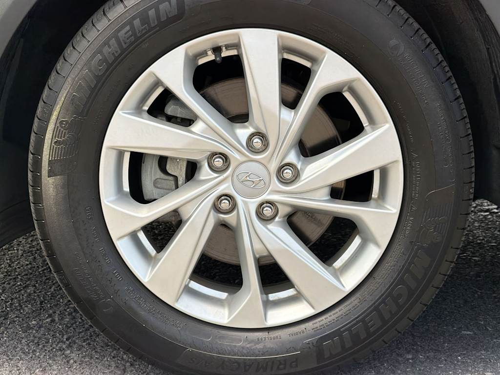 Thumbnail: 2019 Hyundai Tucson - 7