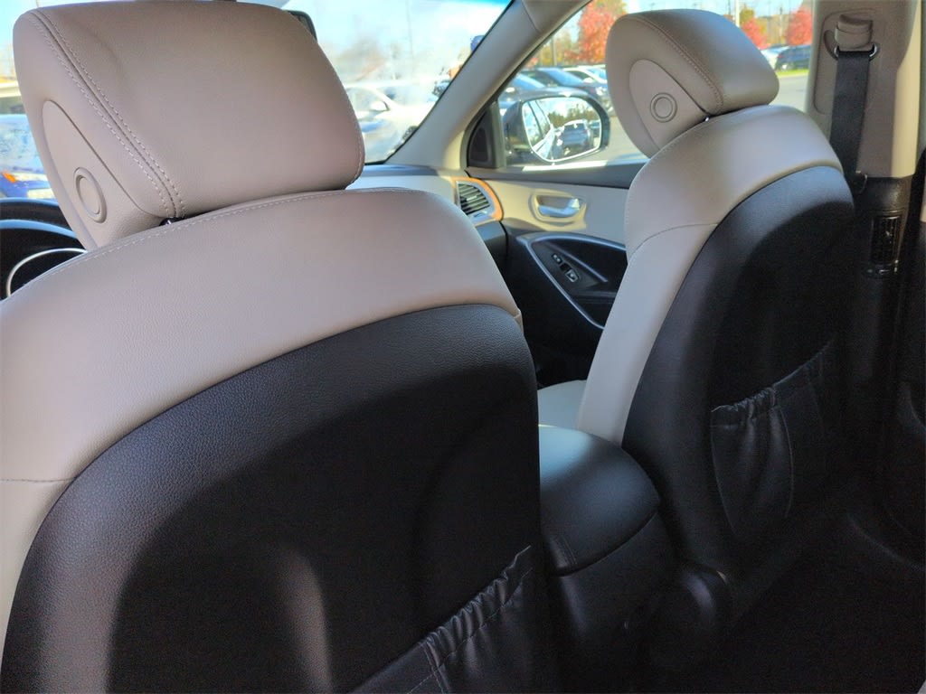 Thumbnail: 2015 Hyundai Santa Fe - 28