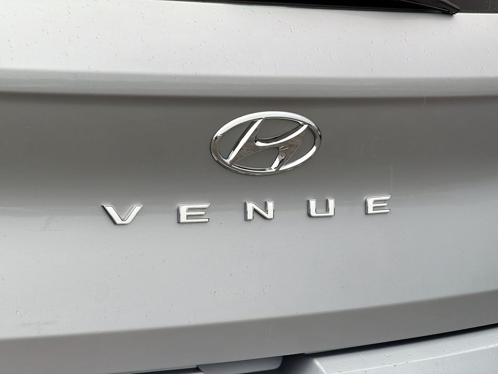 Thumbnail: 2022 Hyundai Venue - 27