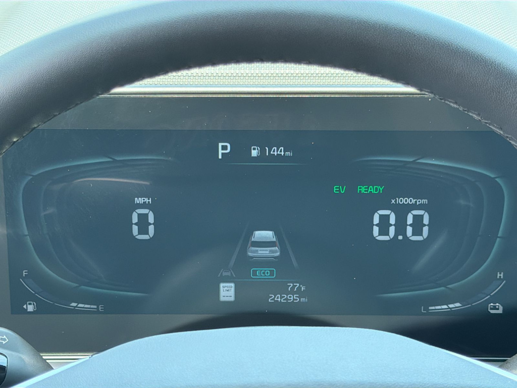 Thumbnail: 2024 Kia Niro - 17
