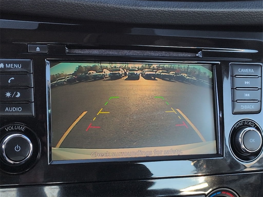 Thumbnail: 2019 Nissan Rogue - 33