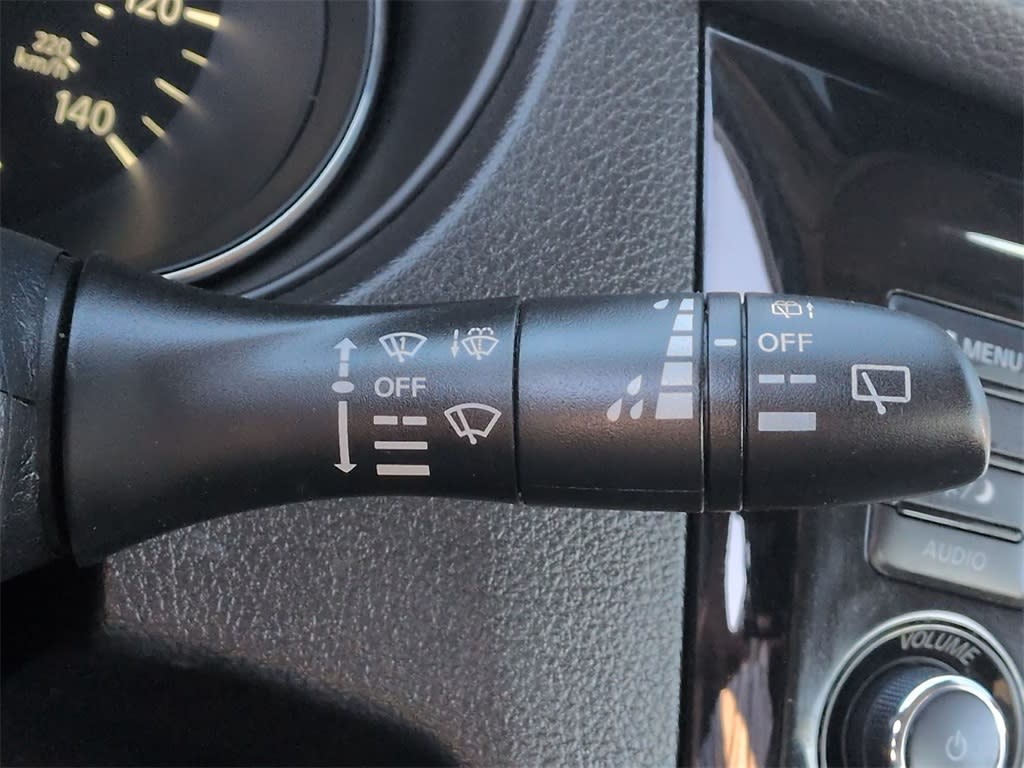 Thumbnail: 2019 Nissan Rogue - 32