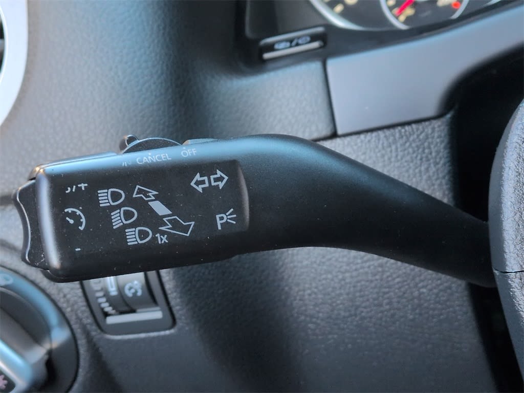 Thumbnail: 2016 Volkswagen Tiguan - 34