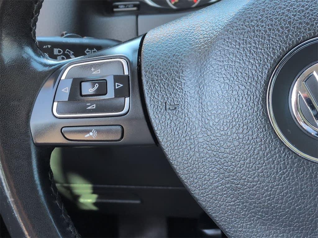 Thumbnail: 2016 Volkswagen Tiguan - 32