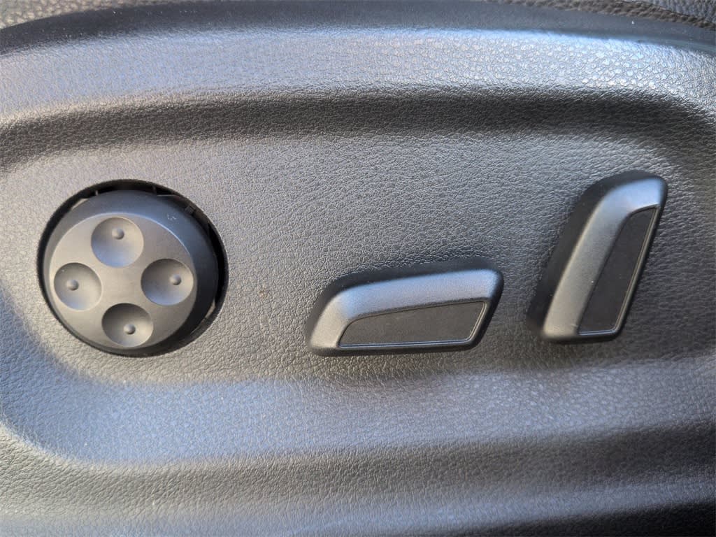 Thumbnail: 2016 Volkswagen Tiguan - 27