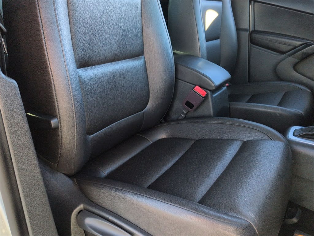 Thumbnail: 2016 Volkswagen Tiguan - 31