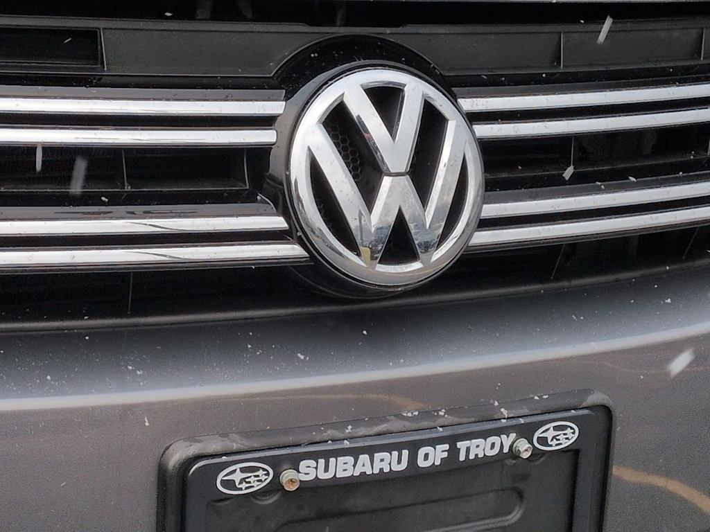 Thumbnail: 2018 Volkswagen Tiguan - 25