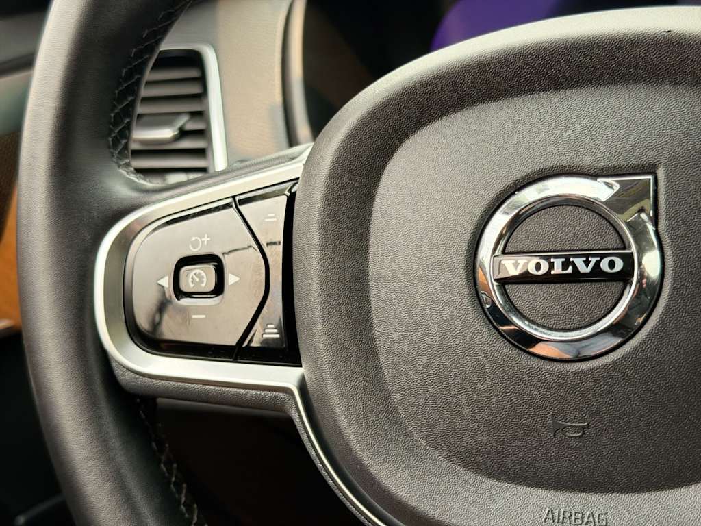 Thumbnail: 2023 Volvo XC90 - 30