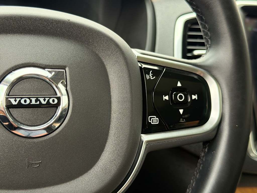 Thumbnail: 2023 Volvo XC90 - 31