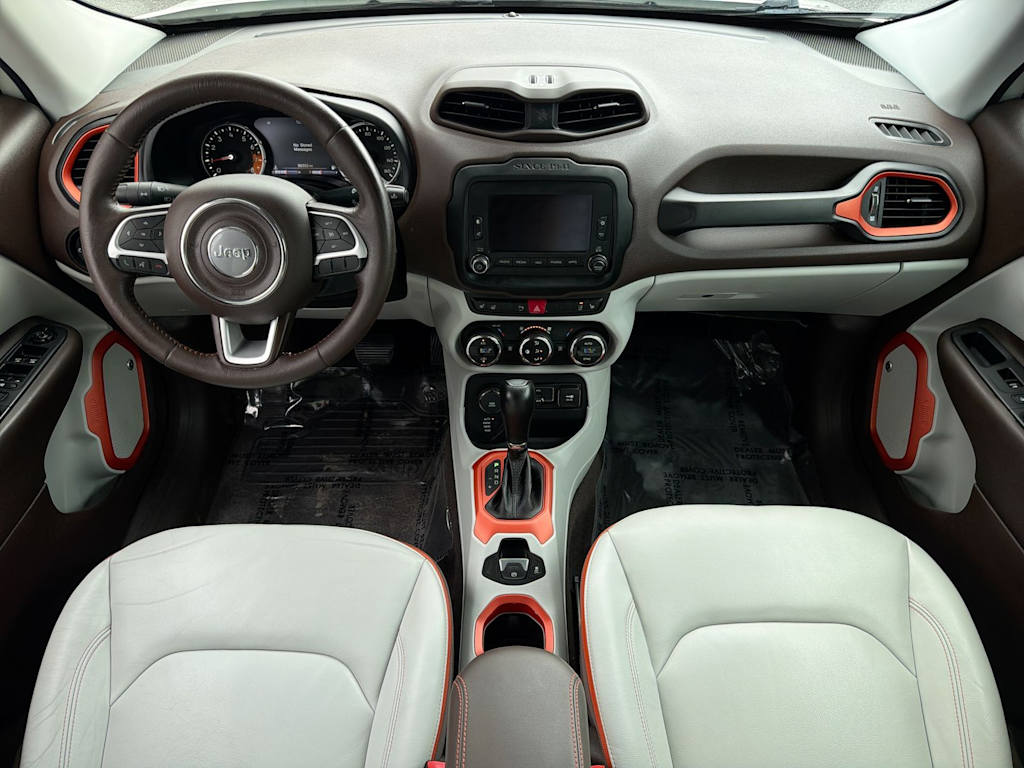 Thumbnail: 2016 Jeep Renegade - 9