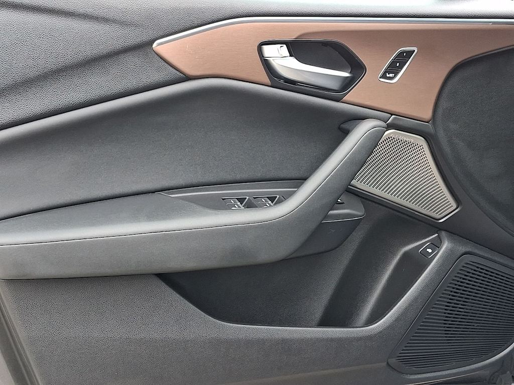 Thumbnail: 2021 Acura TLX - 21