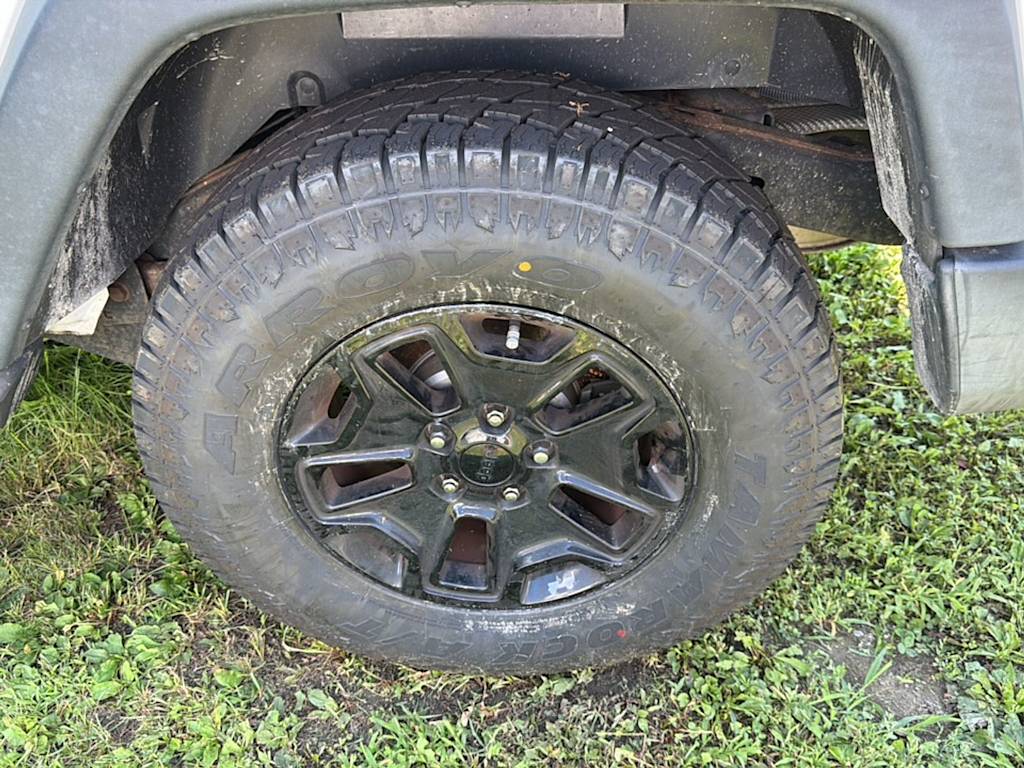 Thumbnail: 2017 Jeep Wrangler - 18