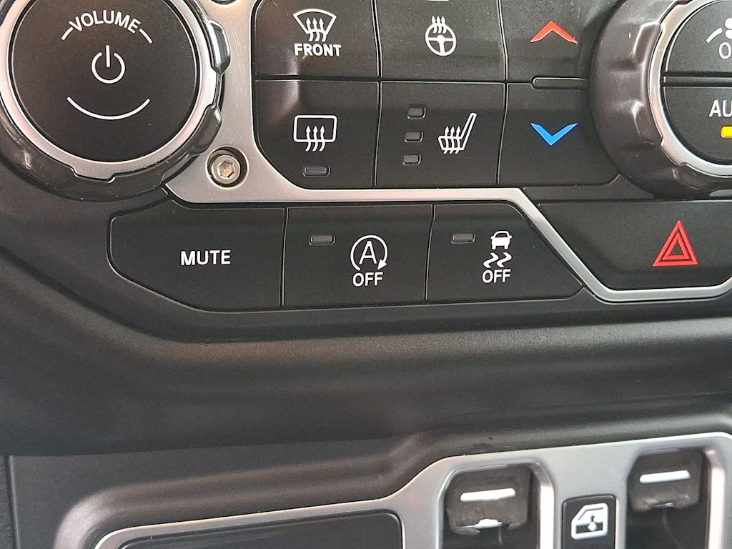 Thumbnail: 2020 Jeep Wrangler - 27
