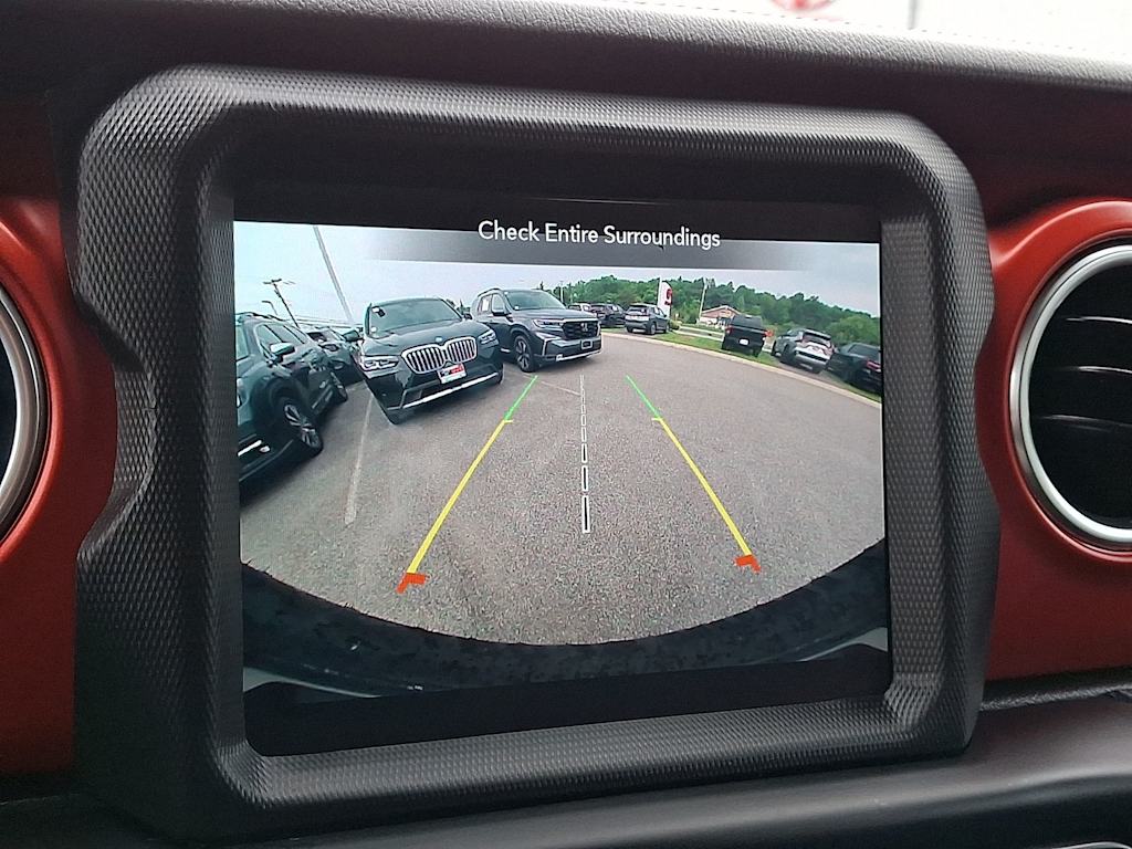 Thumbnail: 2020 Jeep Wrangler - 22