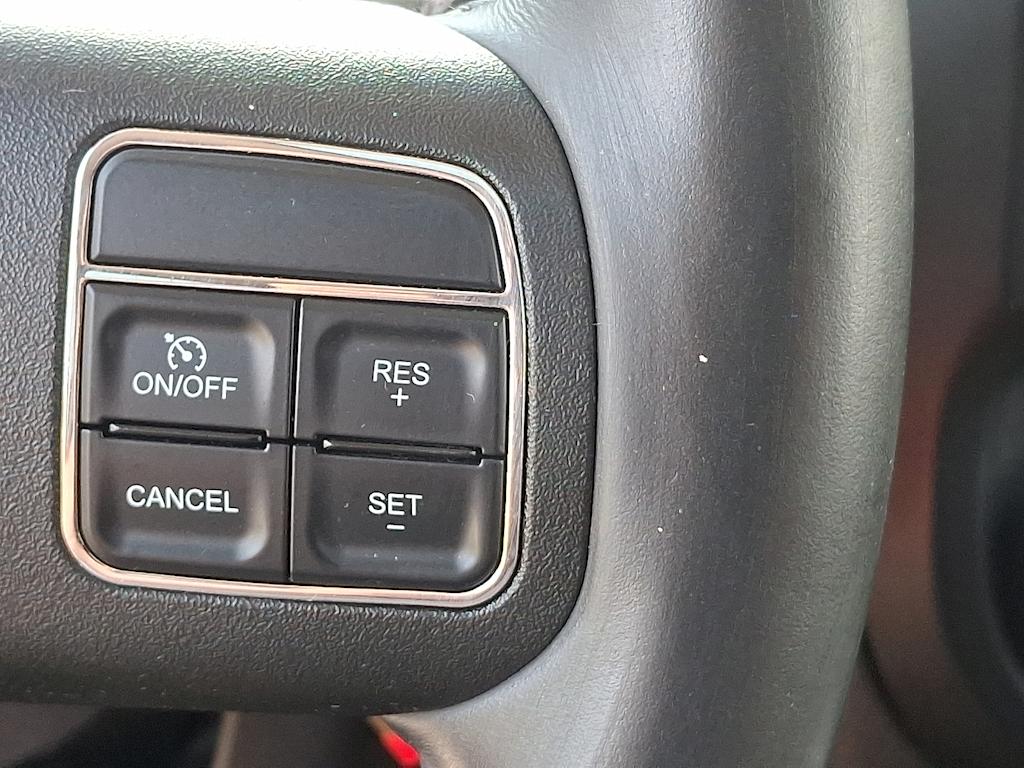 Thumbnail: 2014 Jeep Patriot - 23