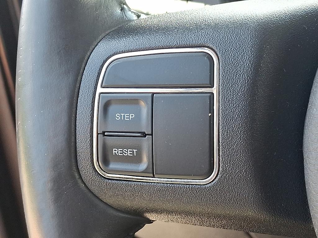 Thumbnail: 2014 Jeep Patriot - 22