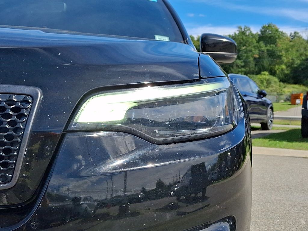 Thumbnail: 2020 Jeep Cherokee - 19