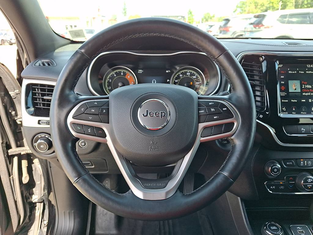 Thumbnail: 2020 Jeep Cherokee - 9