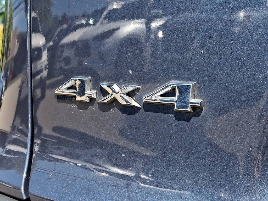 Thumbnail: 2019 Jeep Cherokee - 7