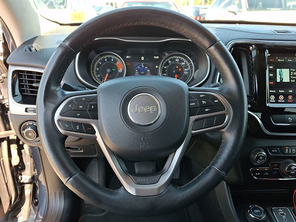 Thumbnail: 2019 Jeep Cherokee - 9