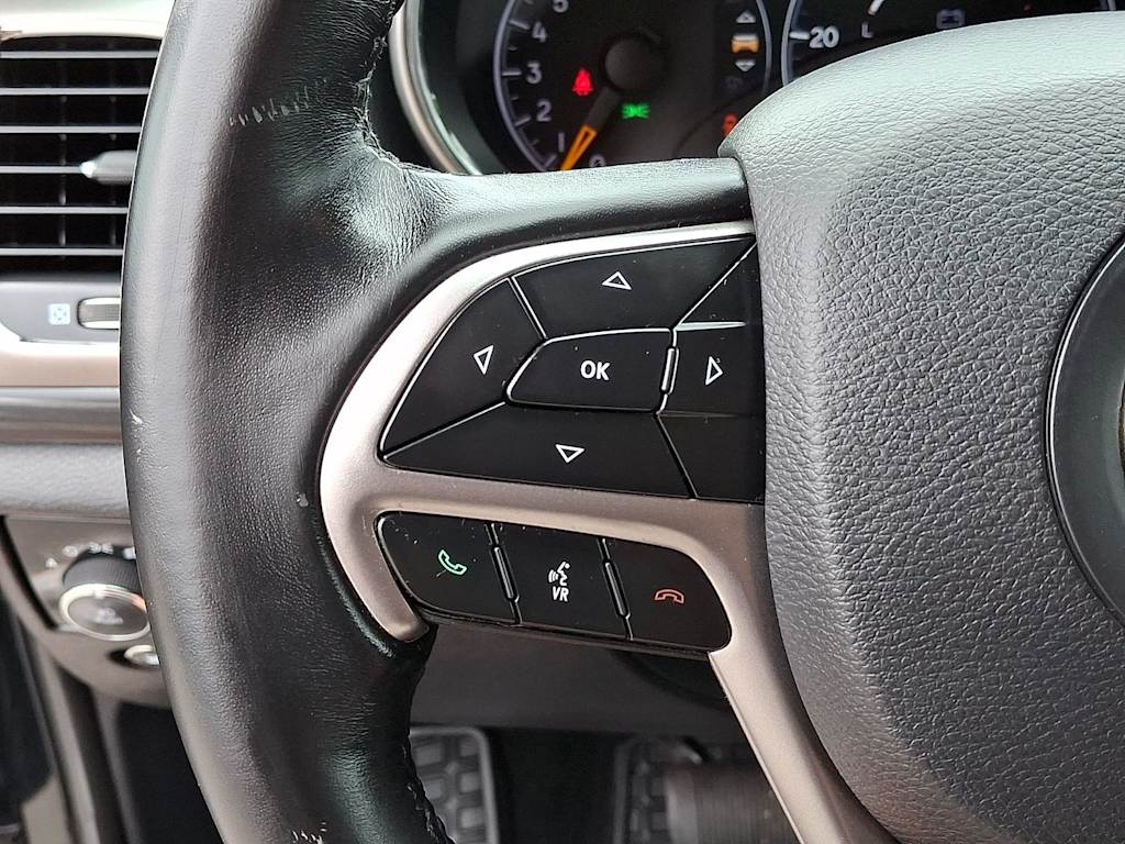 Thumbnail: 2019 Jeep Grand Cherokee - 26