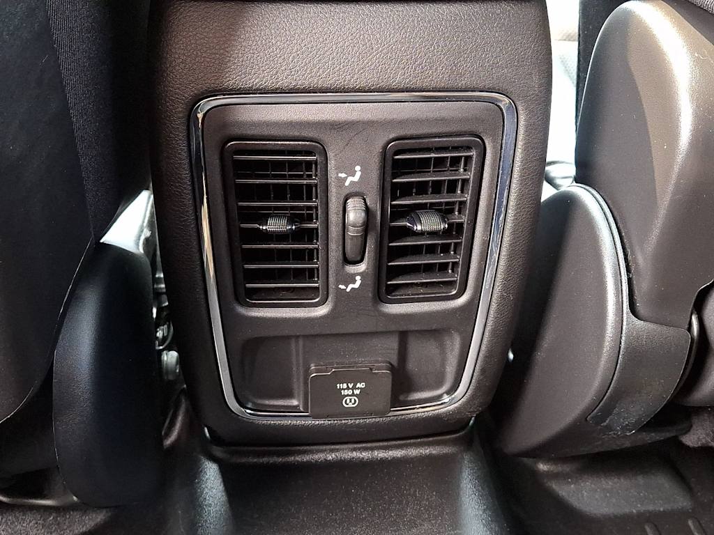 Thumbnail: 2021 Jeep Grand Cherokee - 18