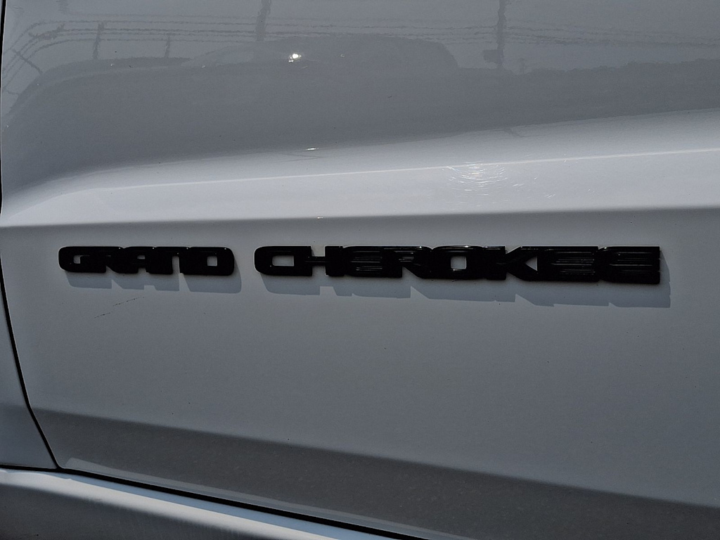 Thumbnail: 2021 Jeep Grand Cherokee - 7