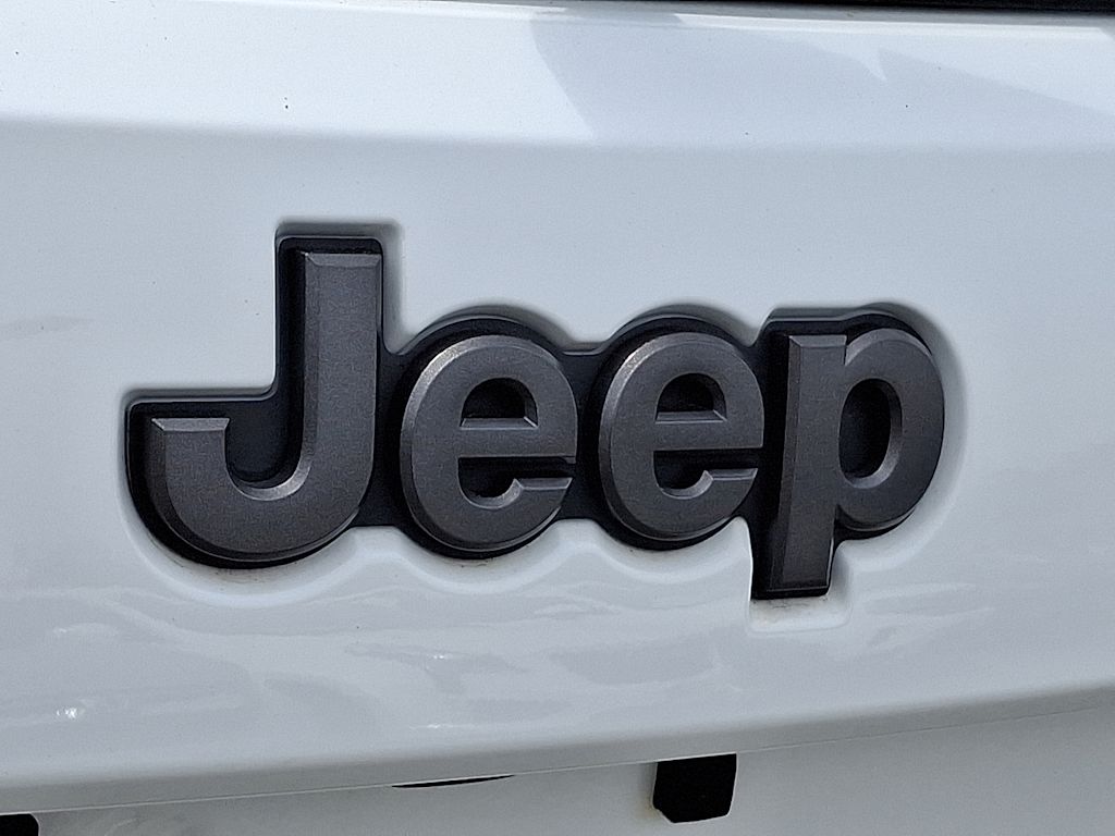 2021 Jeep Grand Cherokee Overland 7