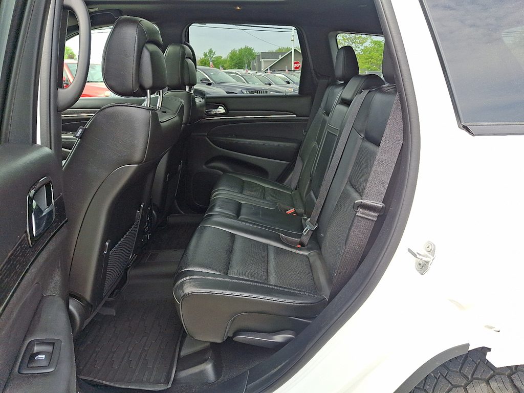 2021 Jeep Grand Cherokee Overland 11