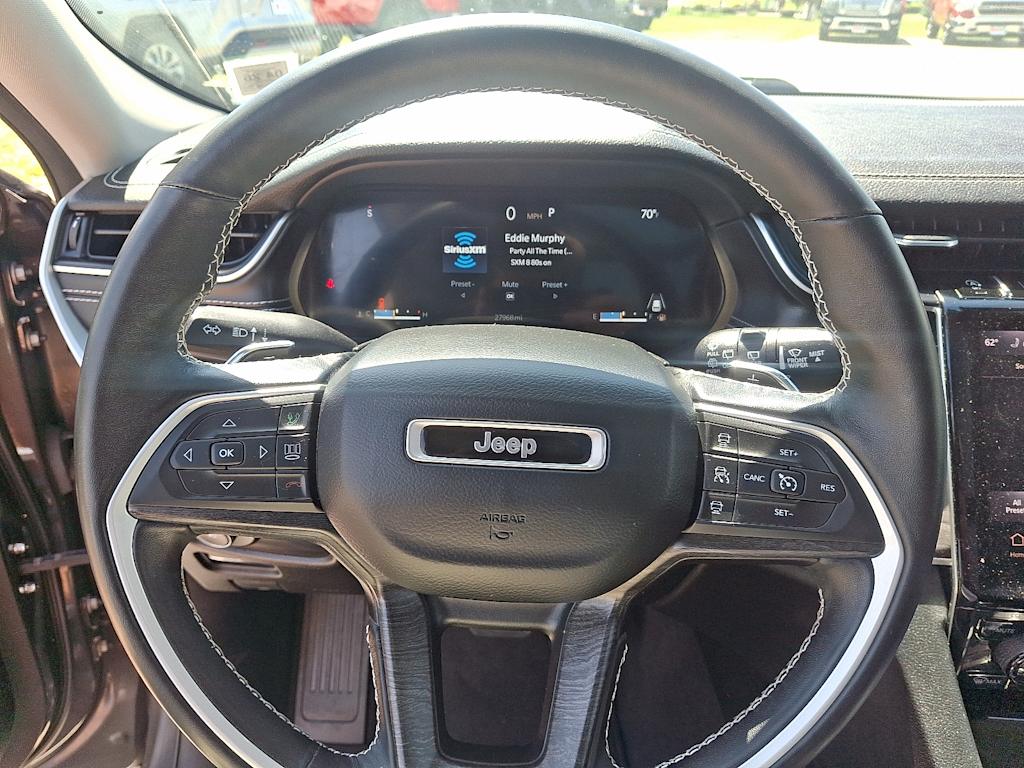 2022 Jeep Grand Cherokee L Limited Edition 9