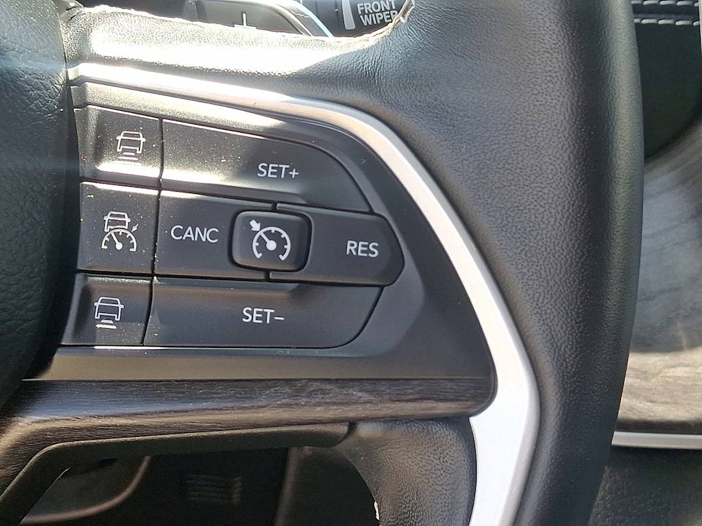 2022 Jeep Grand Cherokee L Limited Edition 28