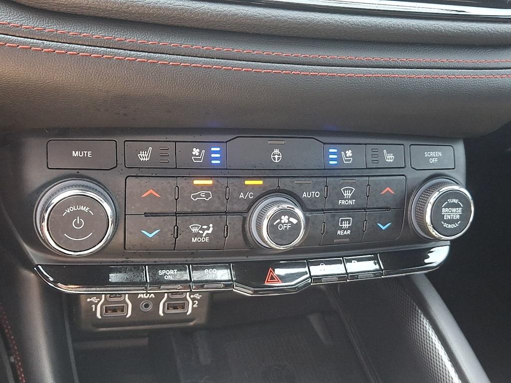 Thumbnail: 2023 Dodge Durango - 26