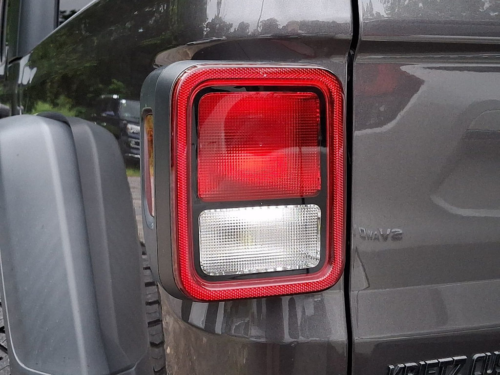 Thumbnail: 2022 Jeep Gladiator - 8