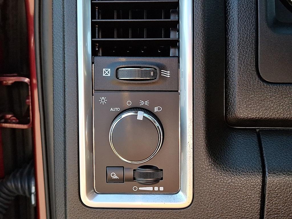 Thumbnail: 2024 RAM 1500 - 13