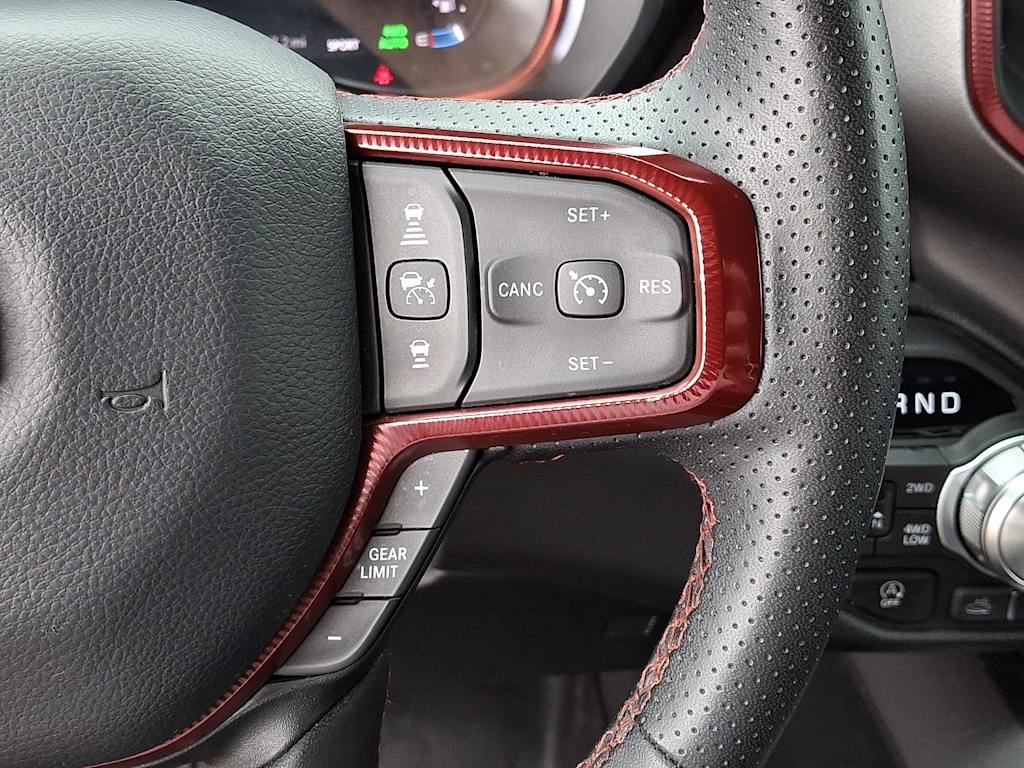 Thumbnail: 2025 RAM 1500 - 27