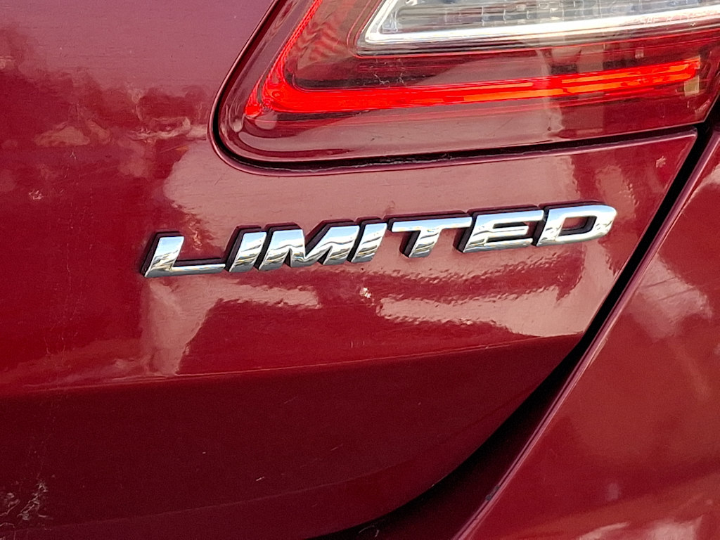 2015 Ford Taurus Limited Edition 29