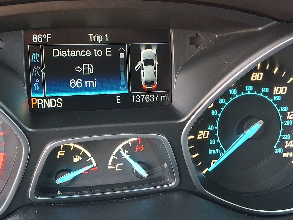 Thumbnail: 2016 Ford Escape - 14