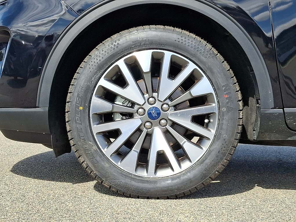 Thumbnail: 2022 Ford Escape - 8