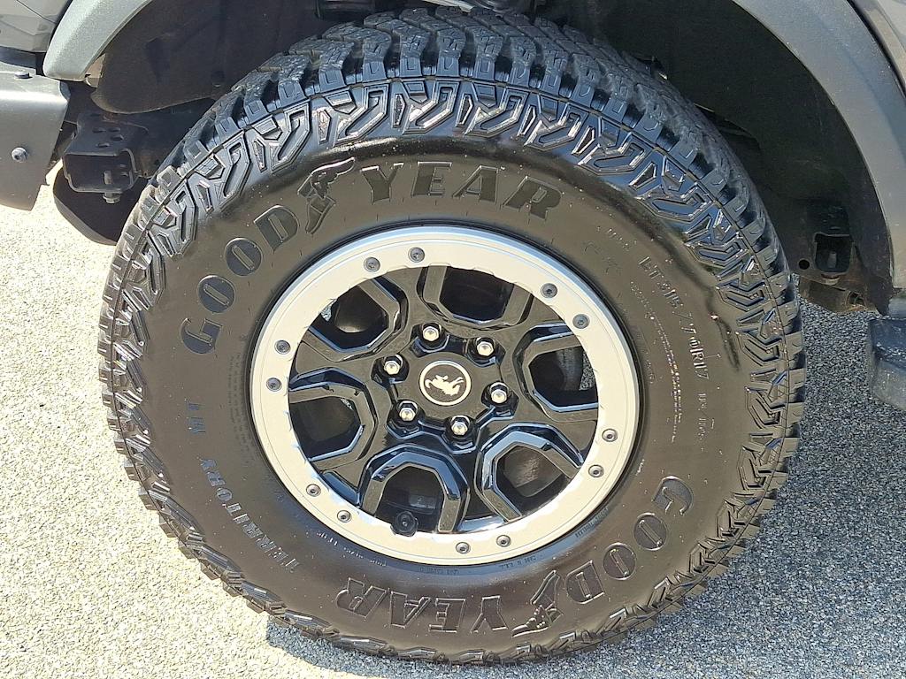 Thumbnail: 2021 Ford Bronco - 8