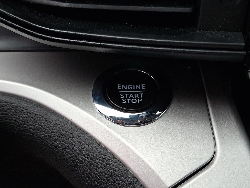 Thumbnail: 2022 Ford Explorer - 25