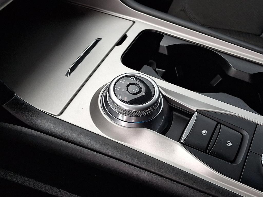 Thumbnail: 2022 Ford Explorer - 12