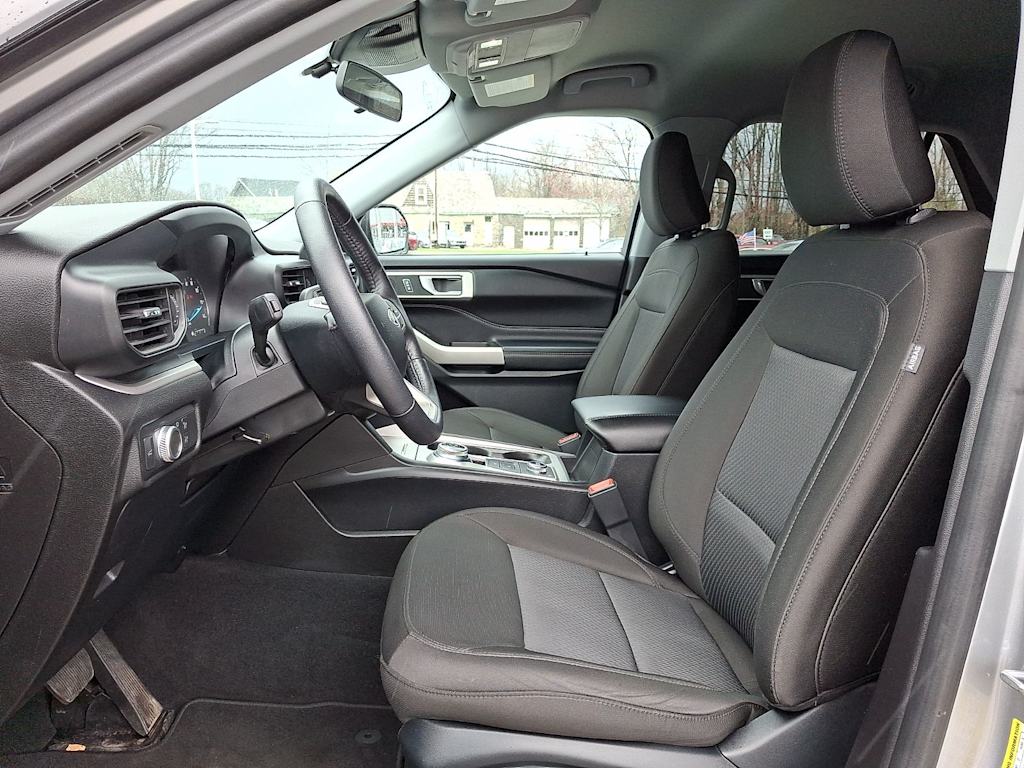 Thumbnail: 2022 Ford Explorer - 9