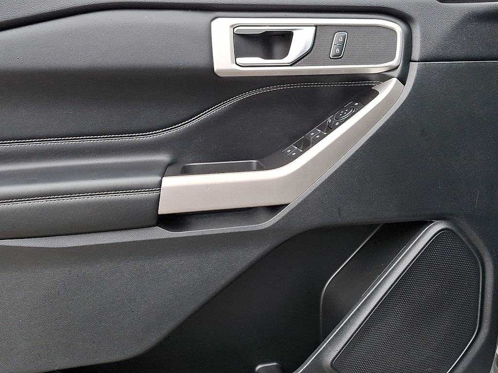 Thumbnail: 2022 Ford Explorer - 19