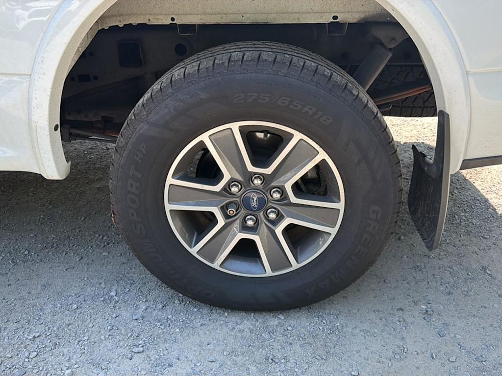 Thumbnail: 2017 Ford F-150 - 21