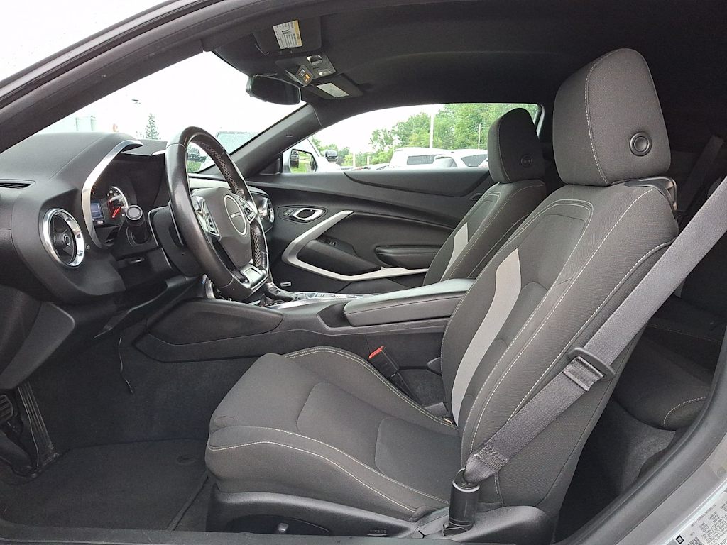 Thumbnail: 2020 Chevrolet Camaro - 10