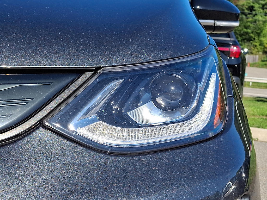 Thumbnail: 2019 Chevrolet Bolt EV - 19