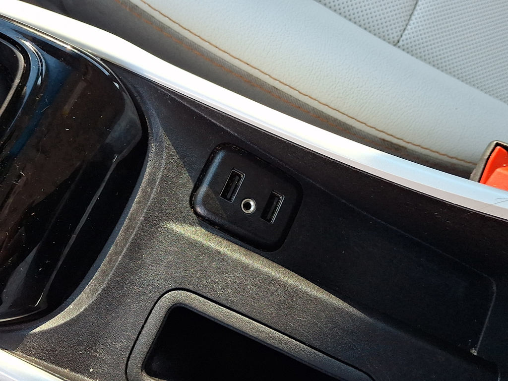 Thumbnail: 2019 Chevrolet Bolt EV - 28