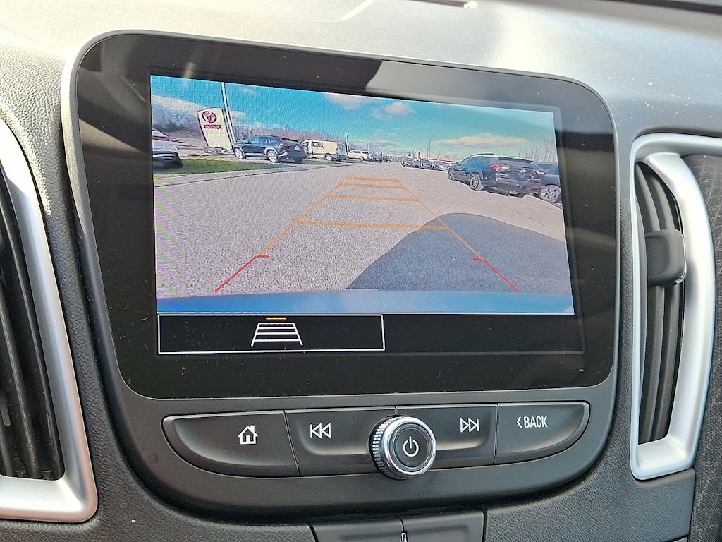 Thumbnail: 2024 Chevrolet Malibu - 22