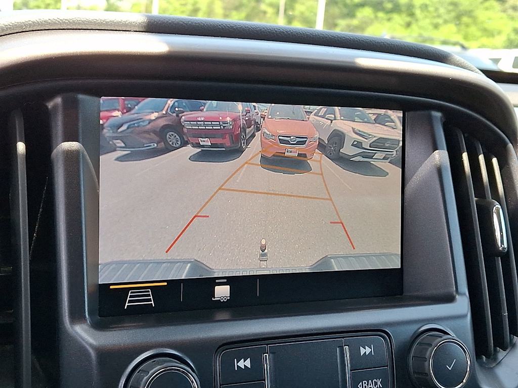 Thumbnail: 2021 Chevrolet Colorado - 25